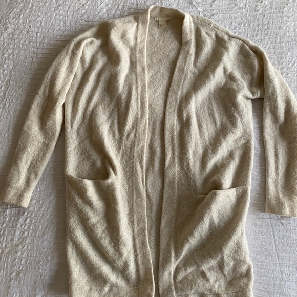 H&M Cozy Cardigan - Picture 3 of 3
